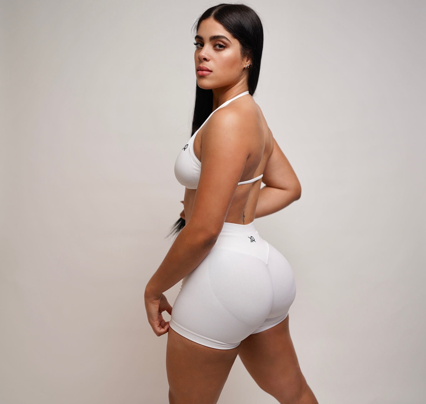 Perfect Peach Shorts (white)